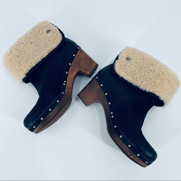 UGG Lynnea Black Suede Studded Fold Over Ankle Boots Size 7 - Picture 9 of 10
